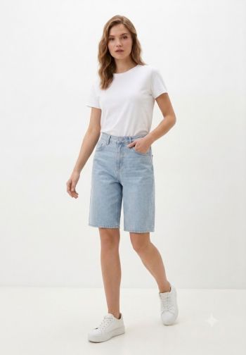 Casual Chic Denim Bermuda